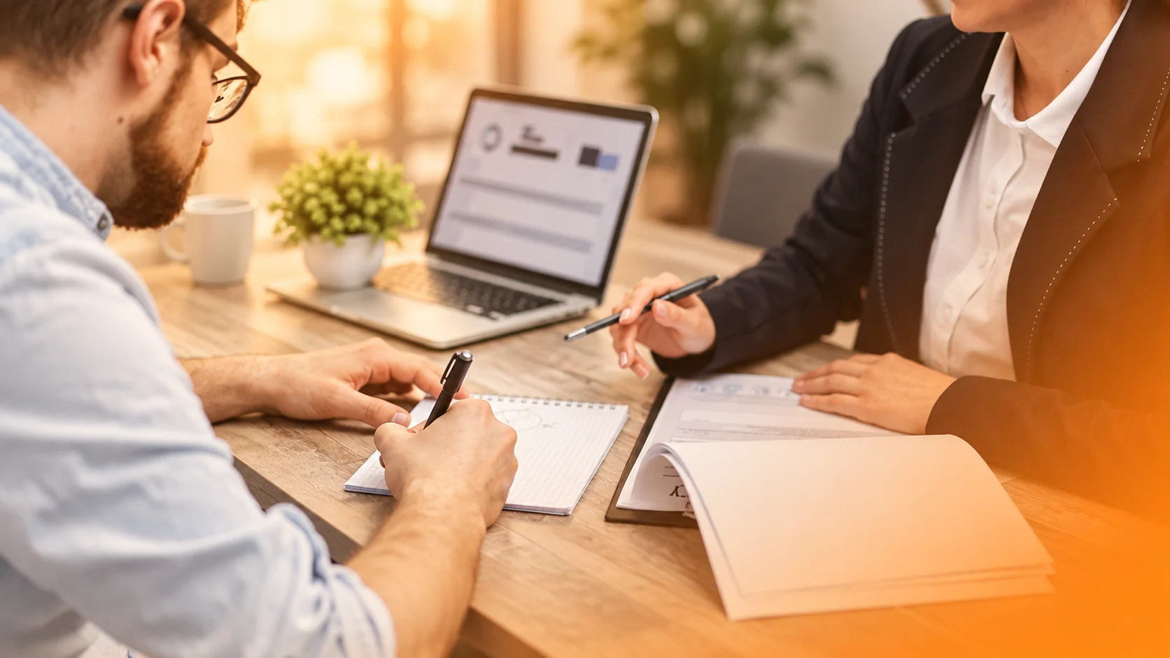 Industria y Servicios Empresariales